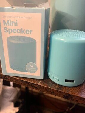 Blue Mini Wireless Bluetooth Speaker w/Charging Cord